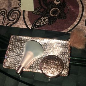 Mac whisper of guilt holiday LE